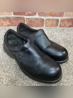 Red Wing Womens Anika Safety Toe slip on work shoes size 8